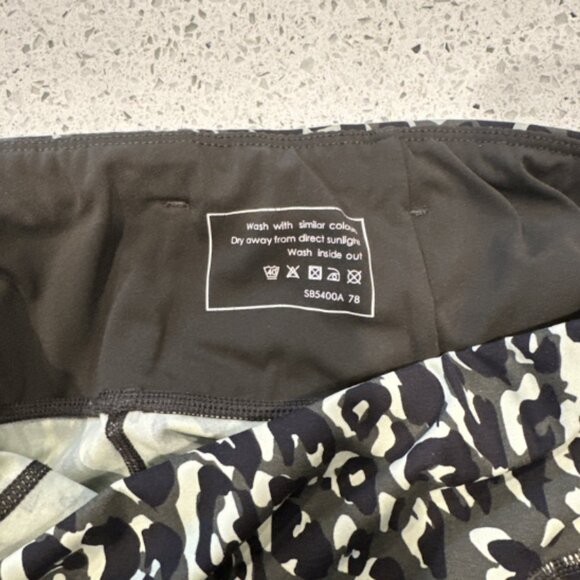 Sweaty Betty Power 7/8 Workout Leggings Green Leopard Print Side Pocket Sz Large - Picture 5 of 9